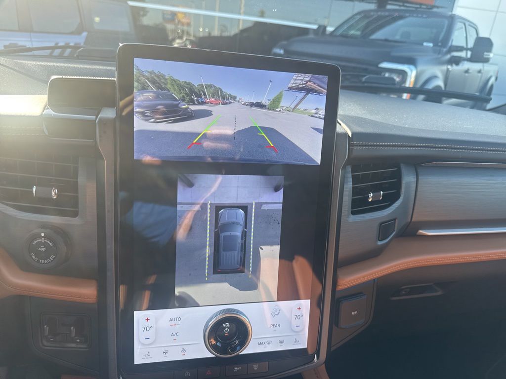 2023 Ford Expedition Platinum MAX