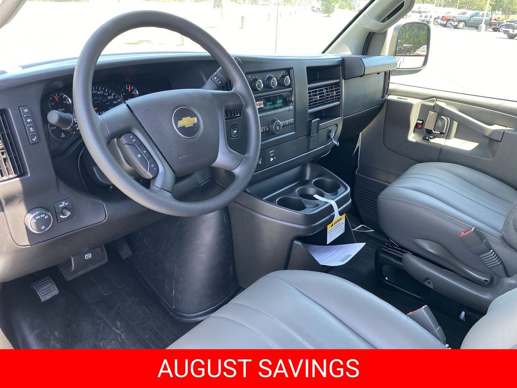 New 2026 Chevrolet Express 2500 Van