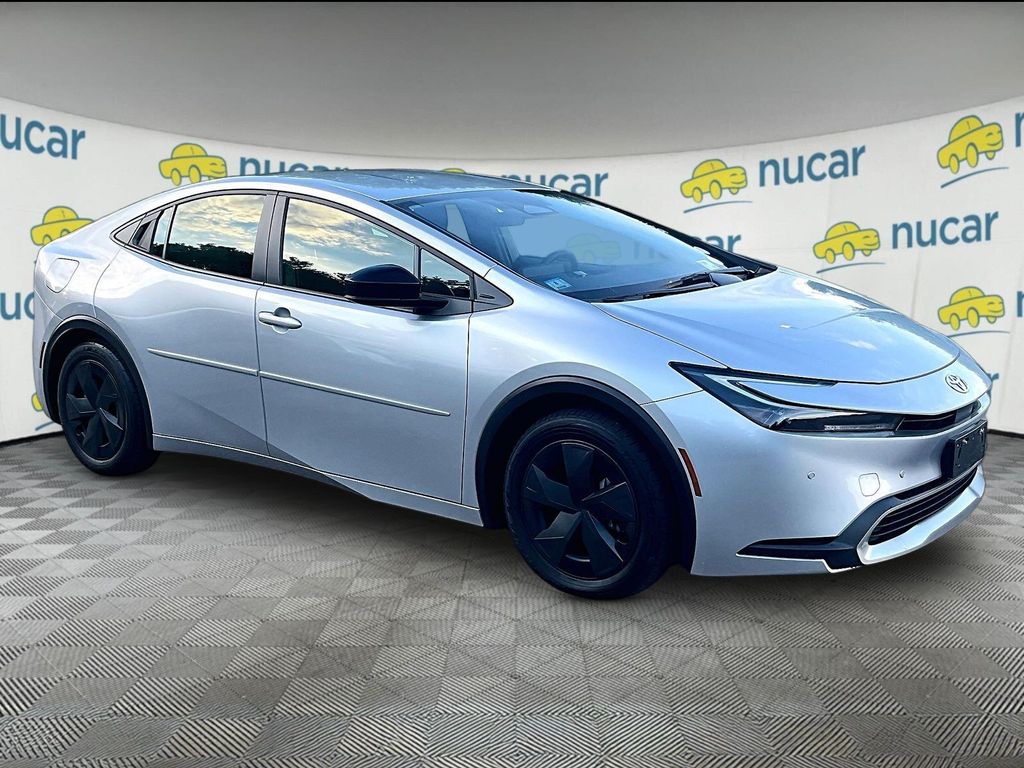 Cutting Edge 2025 Toyota Prius Plug-In Hybrid Hatchback Front-Wheel Drive Continuously Variable Transmission