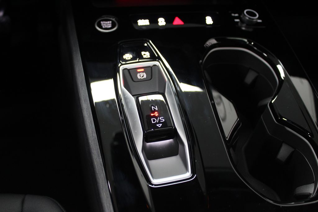 Thumbnail: 2025 Audi A5 - 17