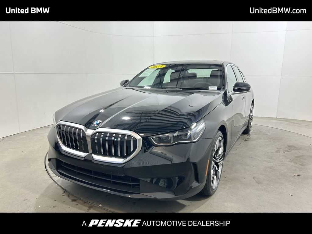 Thumbnail: 2025 BMW 5 Series - 1