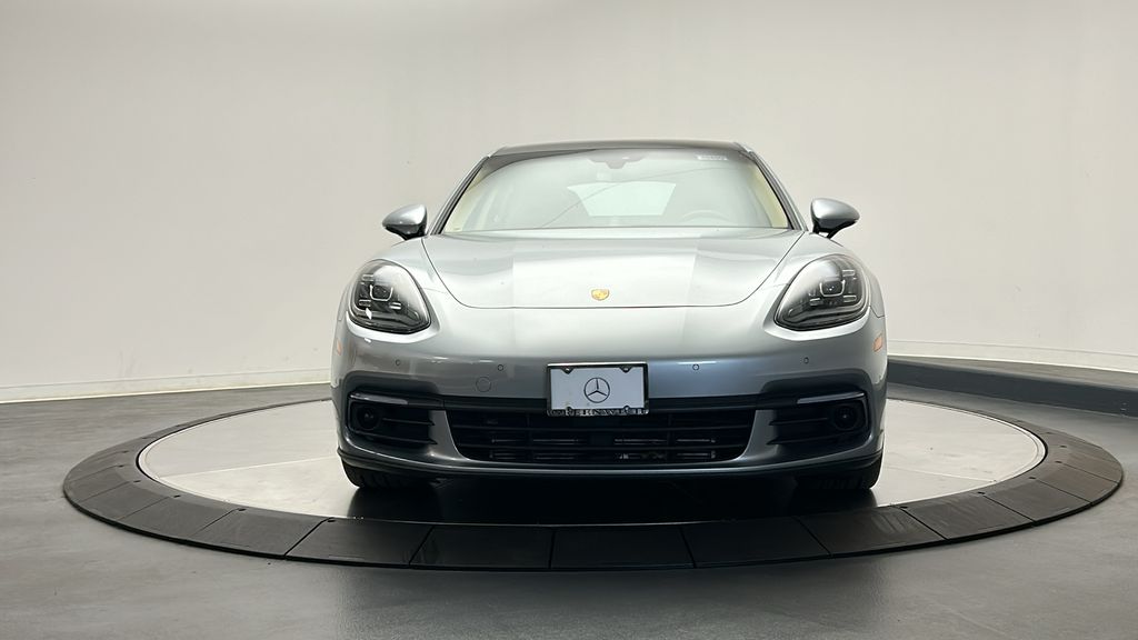 2020 Porsche Panamera Base 2