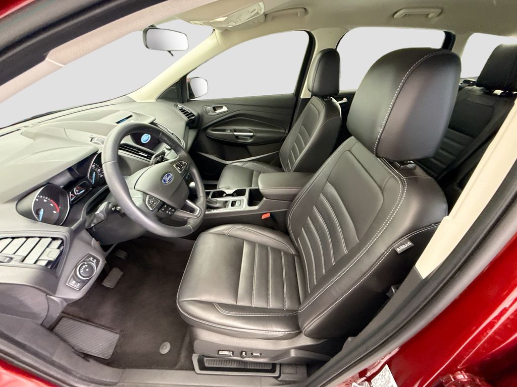 Thumbnail: 2017 Ford Escape - 17