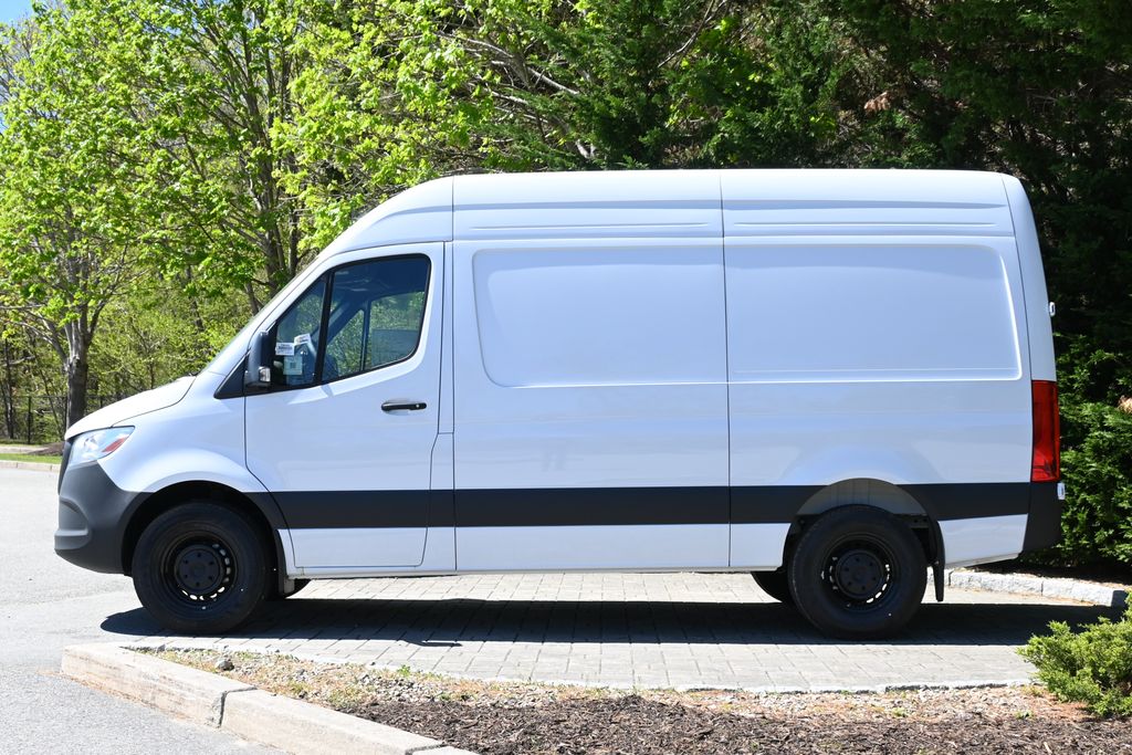 2025 Mercedes-Benz Sprinter 2500 2