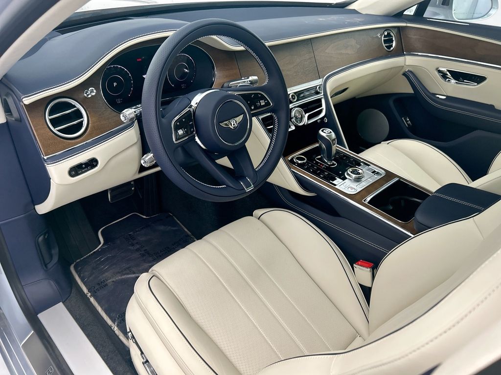 Thumbnail: 2026 Bentley Flying Spur - 9