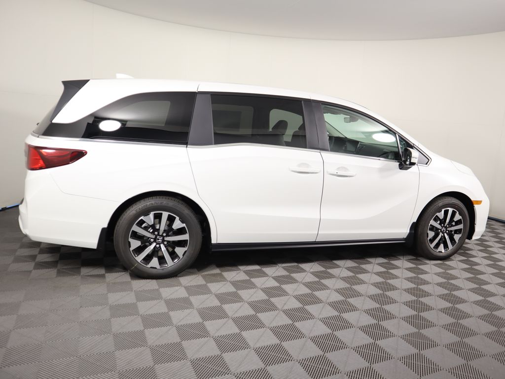 Thumbnail: 2026 Honda Odyssey - 4