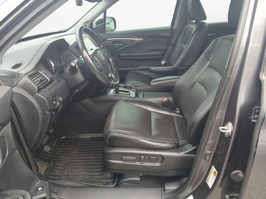 Used Car 2019 Honda Ridgeline  Rtl-t For Sale Under $20,000 In Austin, Texas