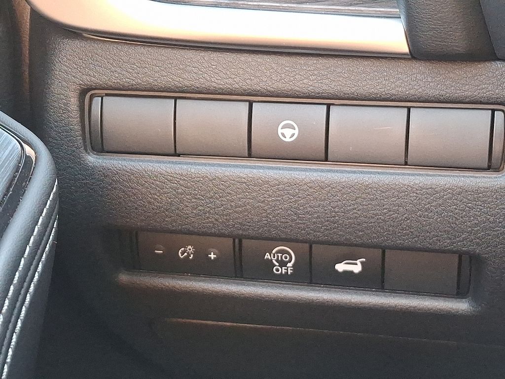 Thumbnail: 2025 Nissan Rogue - 25