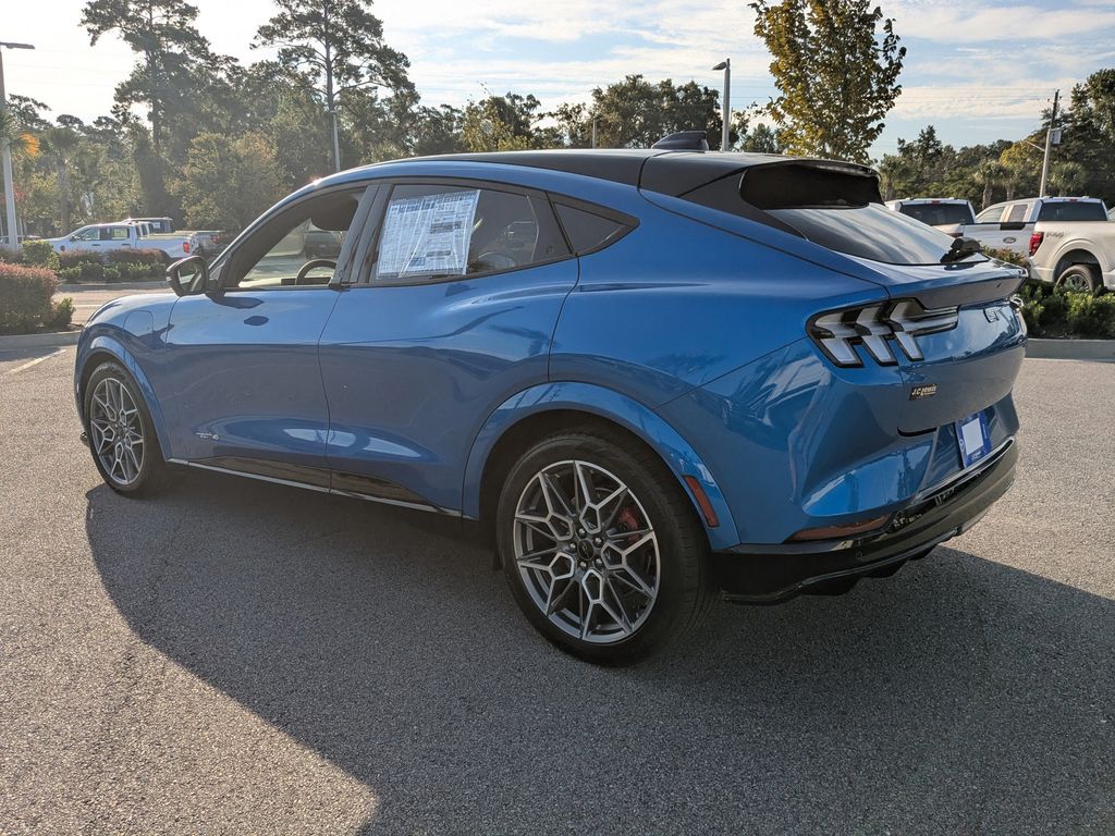 2025 Ford Mustang Mach-E GT