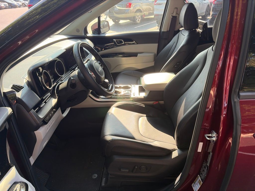 Used 2022 Red Kia SX image 10