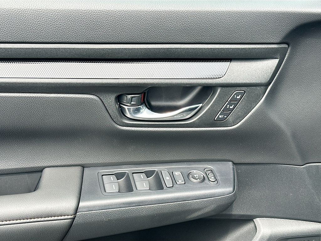 2025 Honda CR-V Sport-L 19