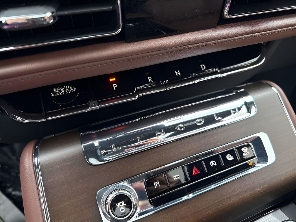 2025 Lincoln Aviator