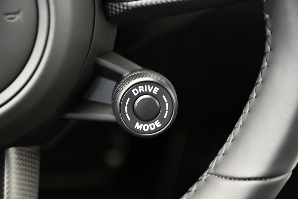 Thumbnail: 2025 Porsche 911 - 25