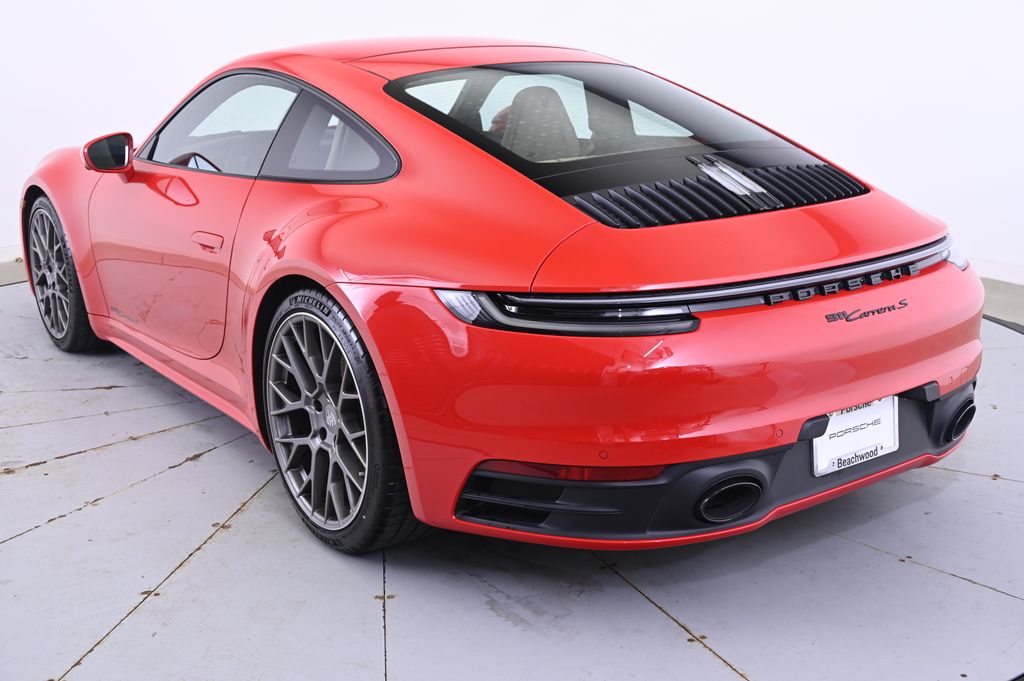 Thumbnail: 2024 Porsche 911 - 3