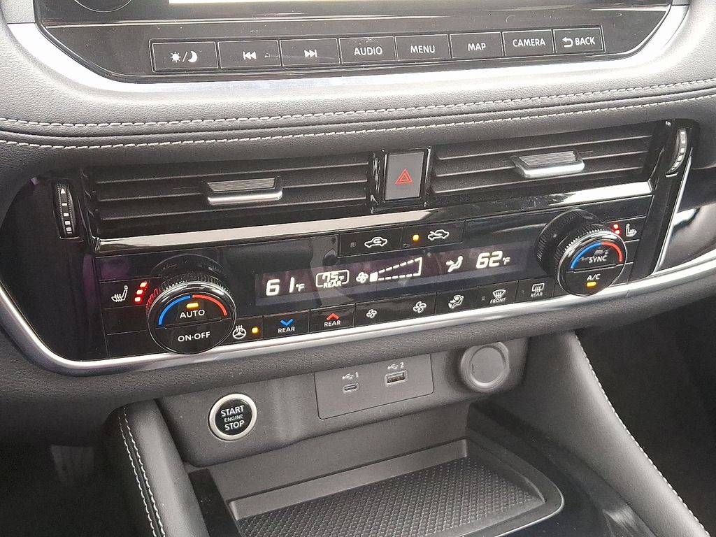 2023 Nissan Rogue SL 17