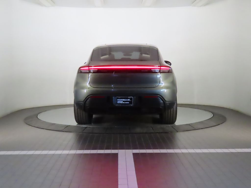 Thumbnail: 2025 Porsche Macan - 6