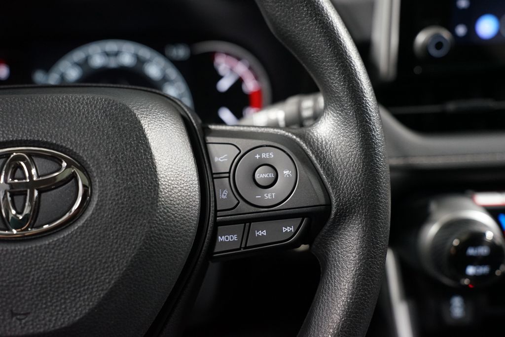 Thumbnail: 2025 Toyota RAV4 - 13