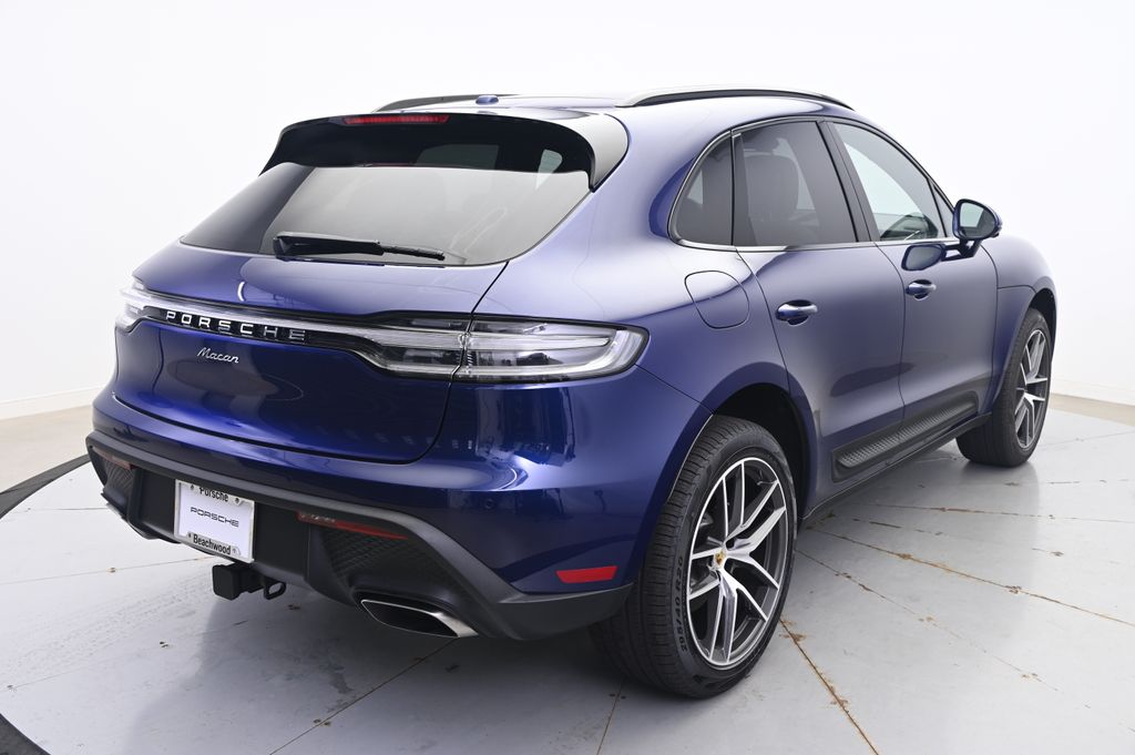 Thumbnail: 2025 Porsche Macan - 7