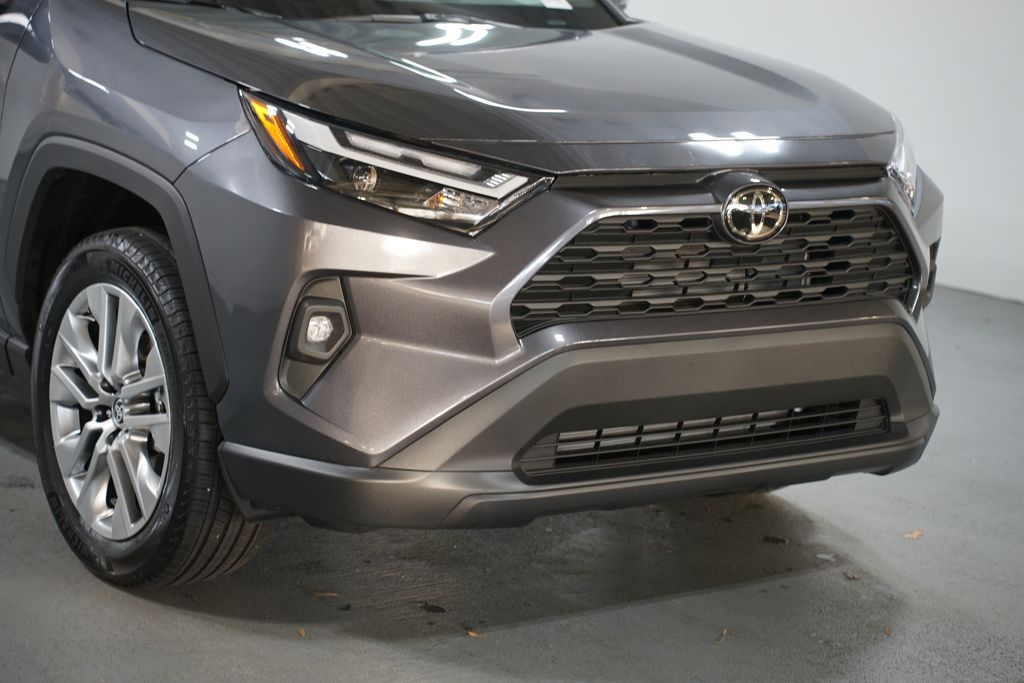 Thumbnail: 2025 Toyota RAV4 - 4