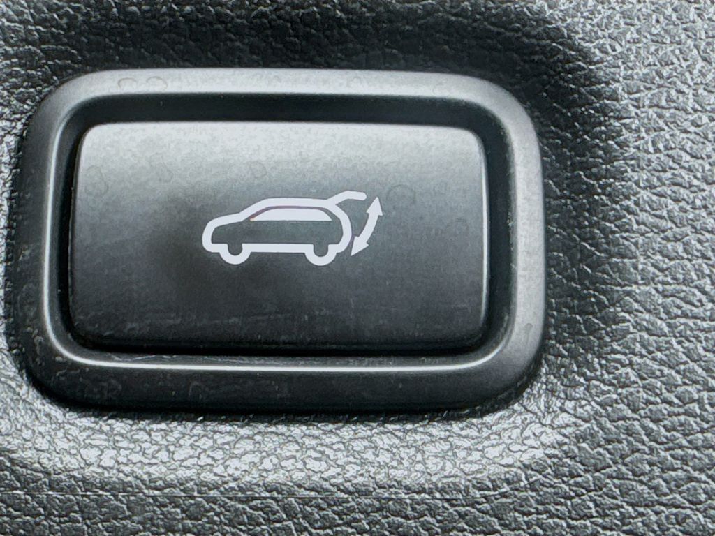 Used Car 2019 Hyundai Santa Fe  Limited For Sale Under $25,000 In Austin, Texas