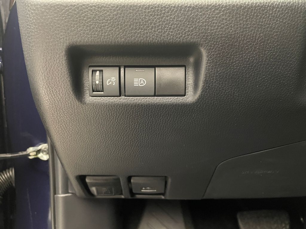 2024 Toyota RAV4 XLE 20