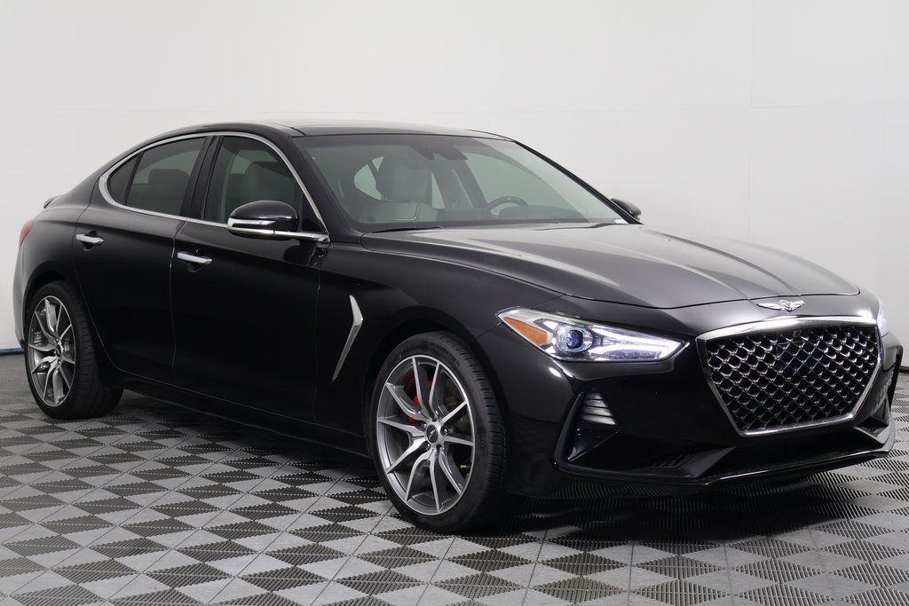 Thumbnail: 2019 Genesis G70 - 3