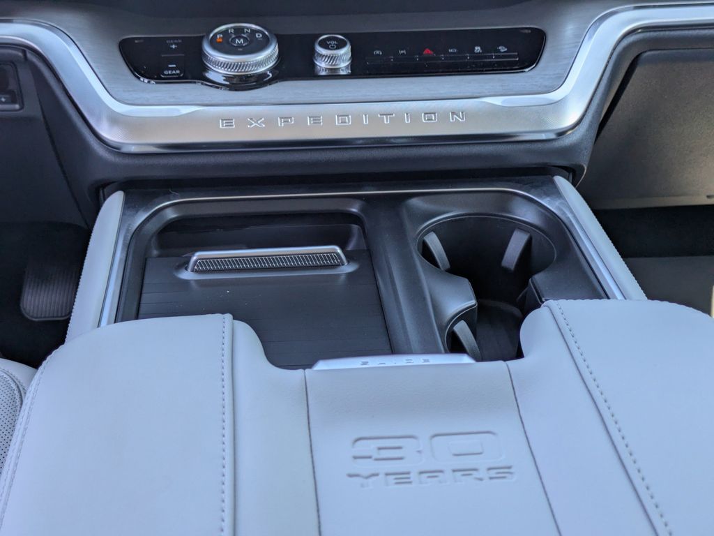2027 Ford Expedition Max 