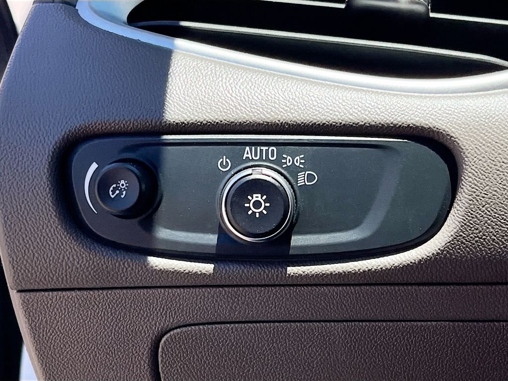 Used 2024 White Chevrolet LS image 10