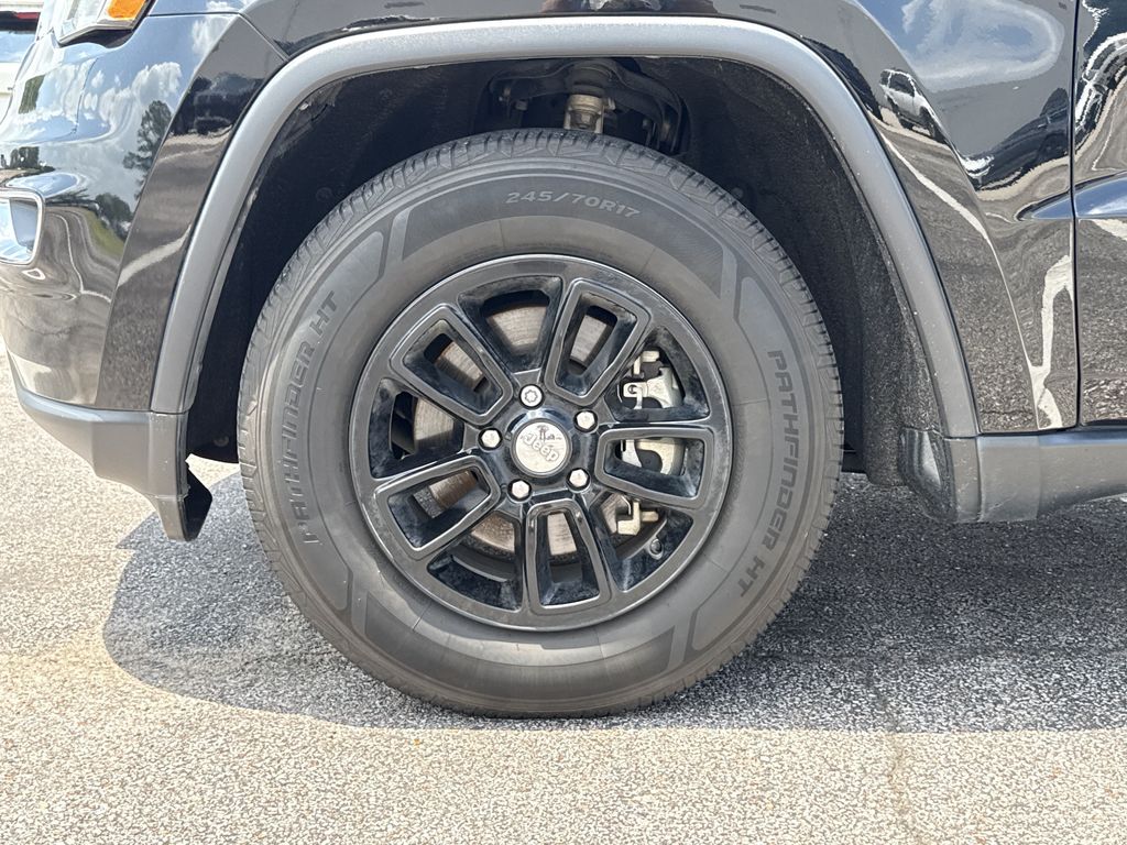 2020 Jeep Grand Cherokee Laredo E Black at Victoria Chrysler Dodge Jeep Ram