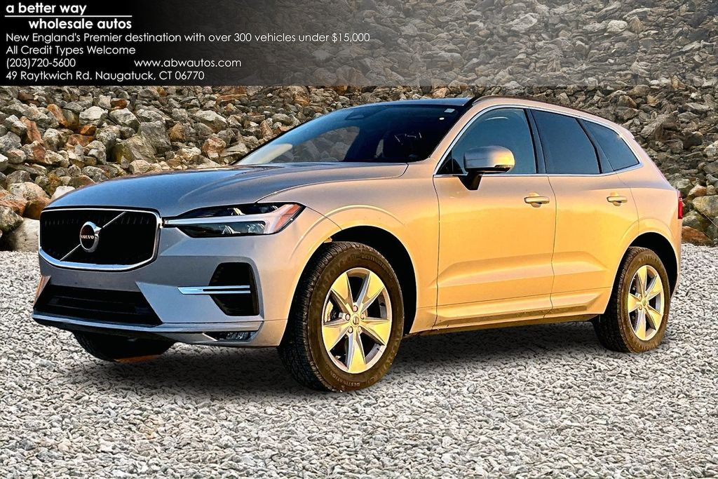 2022 Volvo XC60 B5 Momentum AWD