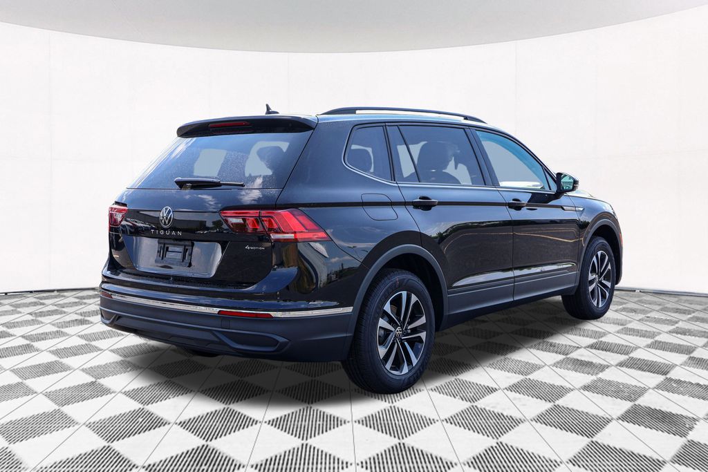 2024 Volkswagen Tiguan 2.0T S 8