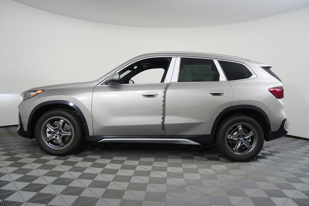 Thumbnail: 2025 BMW X1 - 6