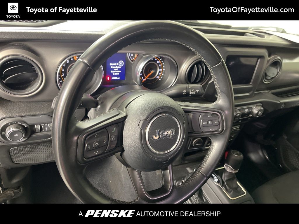 Thumbnail: 2022 Jeep Wrangler - 18