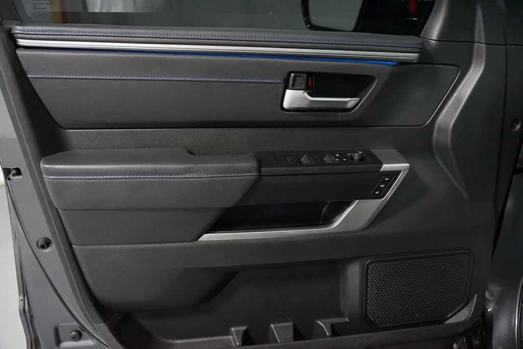 Thumbnail: 2024 Toyota Tundra - 32