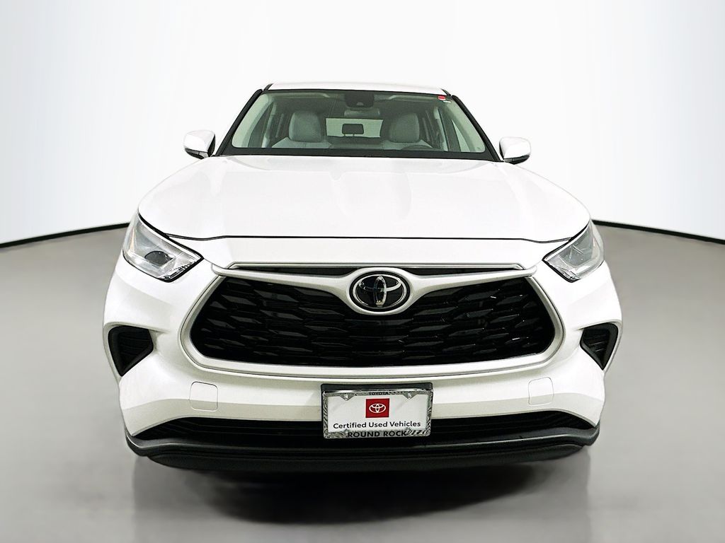 2023 Toyota Highlander L 2