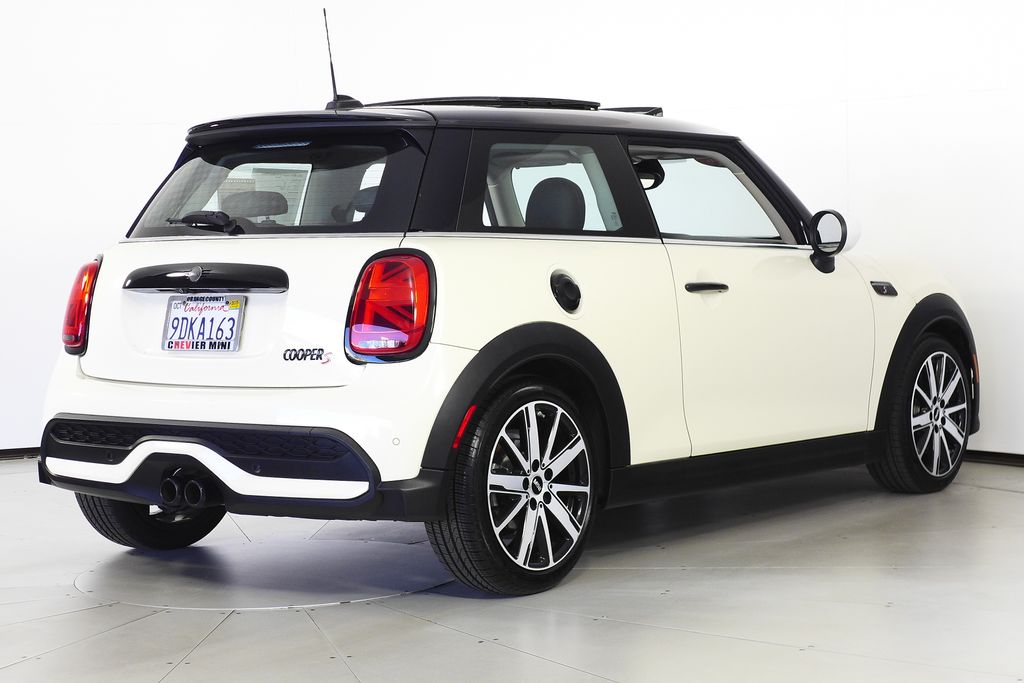 Thumbnail: 2023 MINI Cooper - 7