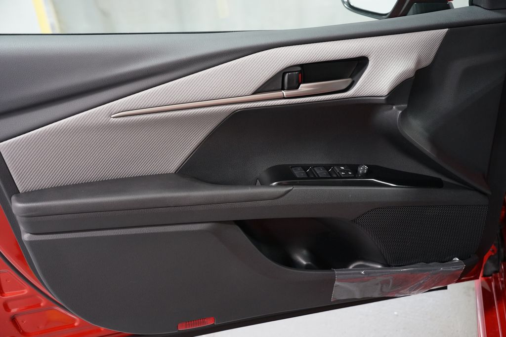 Thumbnail: 2026 Toyota Camry - 31