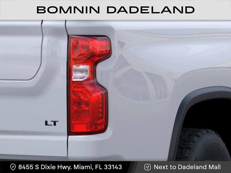 2025 Chevrolet Silverado 3500HD LT photo
