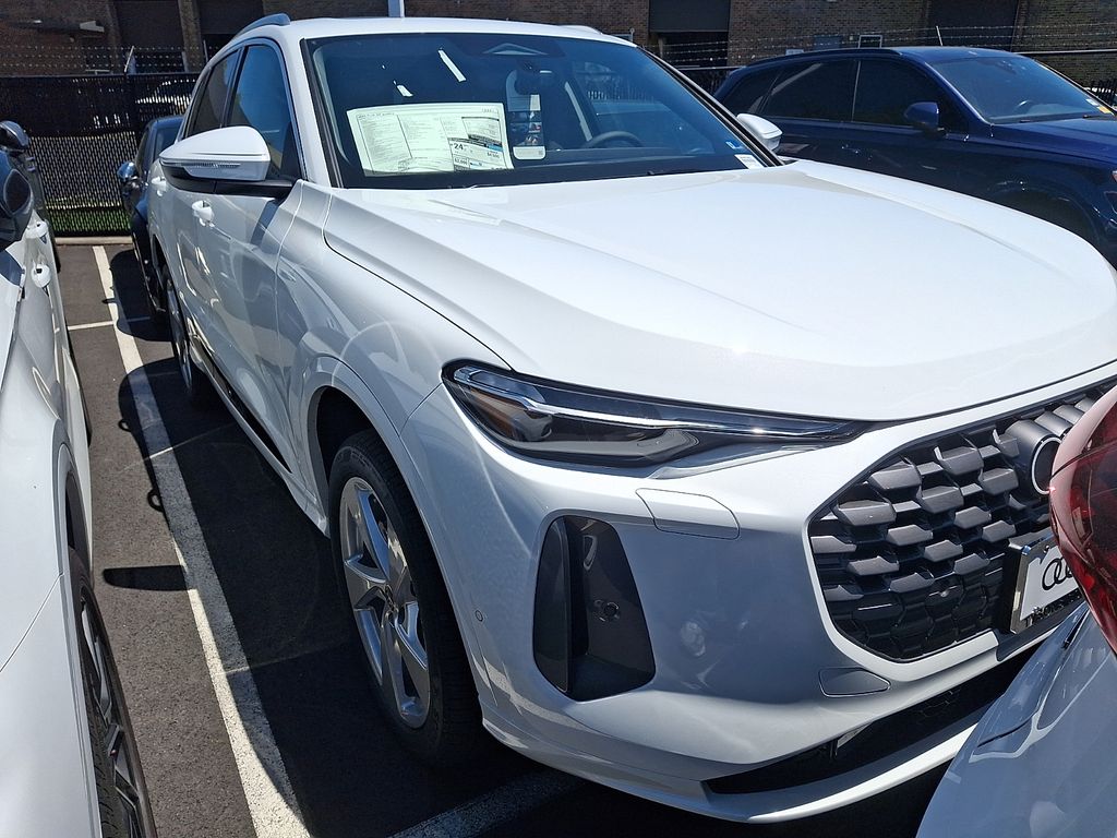 Thumbnail: 2026 Audi Q5 - 2