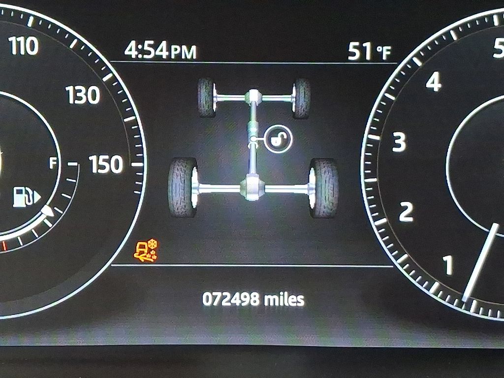 Thumbnail: 2017 Land Rover Range Rover - 22