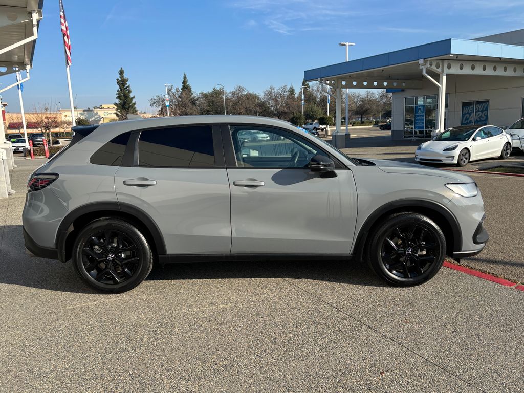 Thumbnail: 2024 Honda HR-V - 4