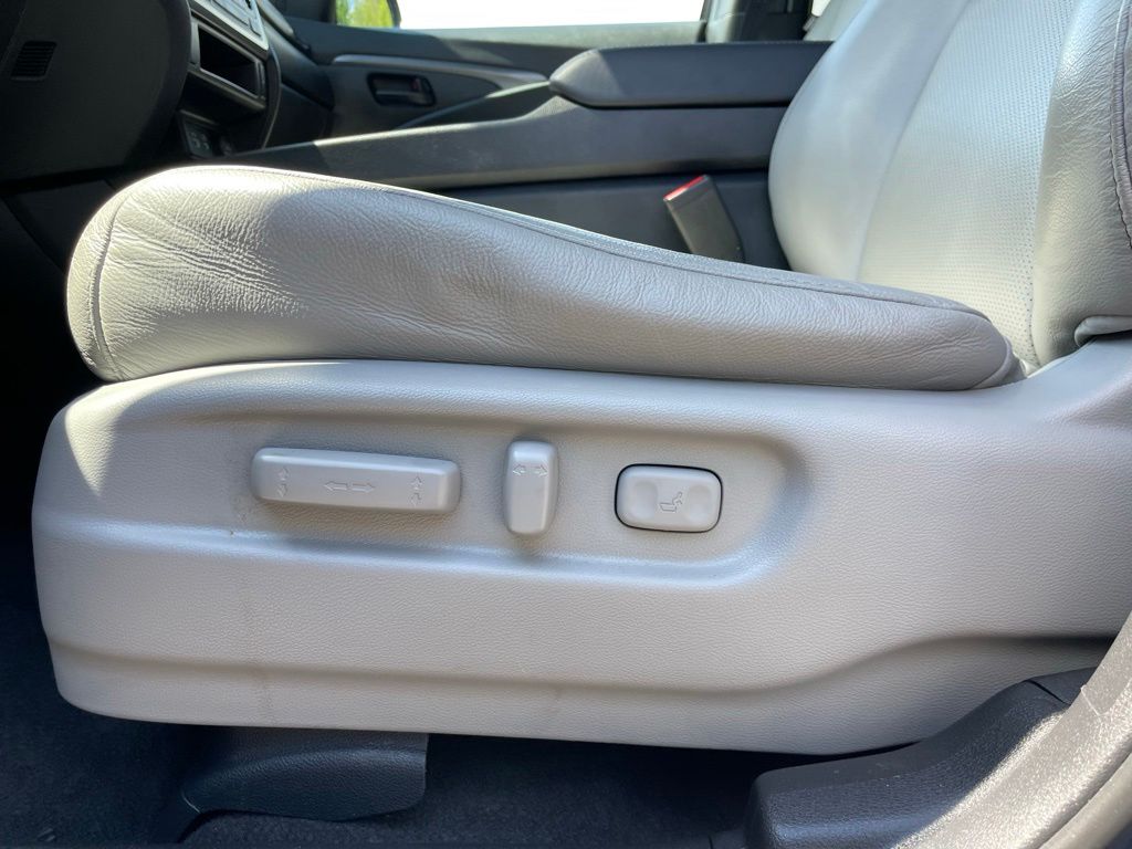 Thumbnail: 2024 Honda Passport - 25