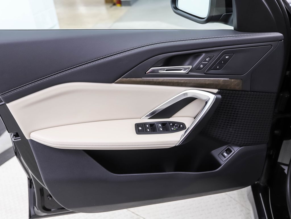 Thumbnail: 2025 BMW X1 - 9