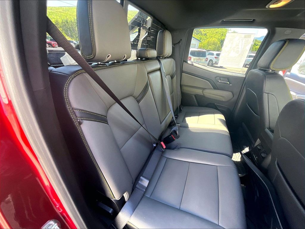 2026 Chevrolet Colorado — photo 16