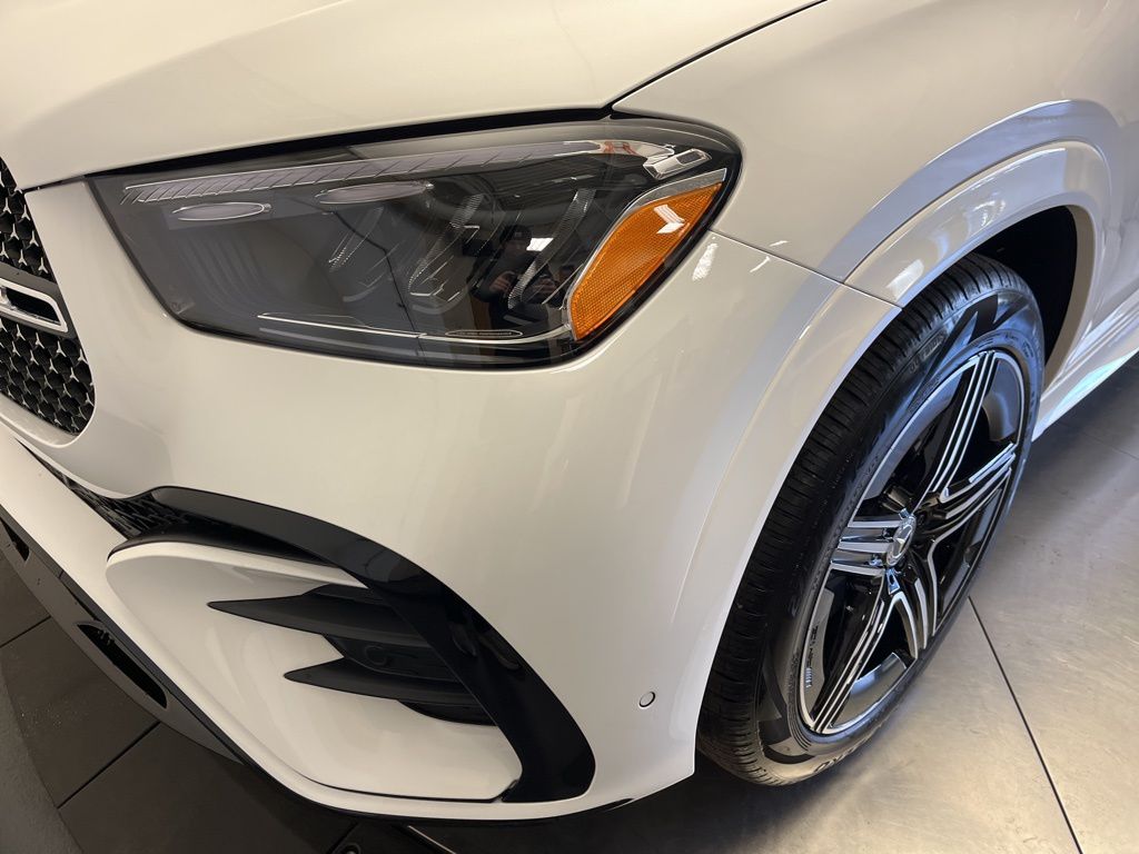 Thumbnail: 2026 Mercedes-Benz GLE - 9