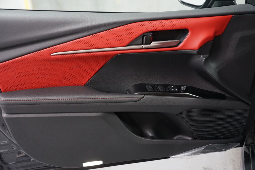 Thumbnail: 2026 Toyota Camry - 31