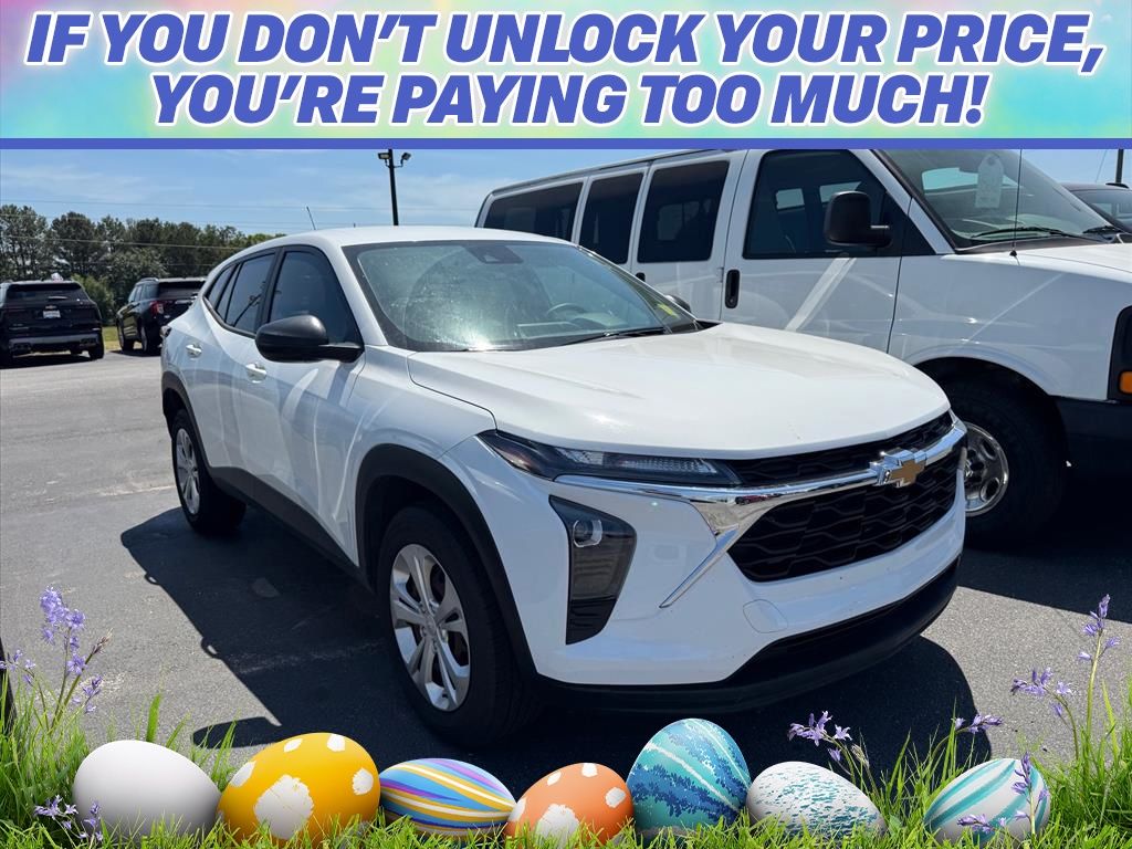 Summit White 2024 Chevrolet Trax LS FWD SUV / Crossover Front-Wheel Drive 6-Speed Automatic