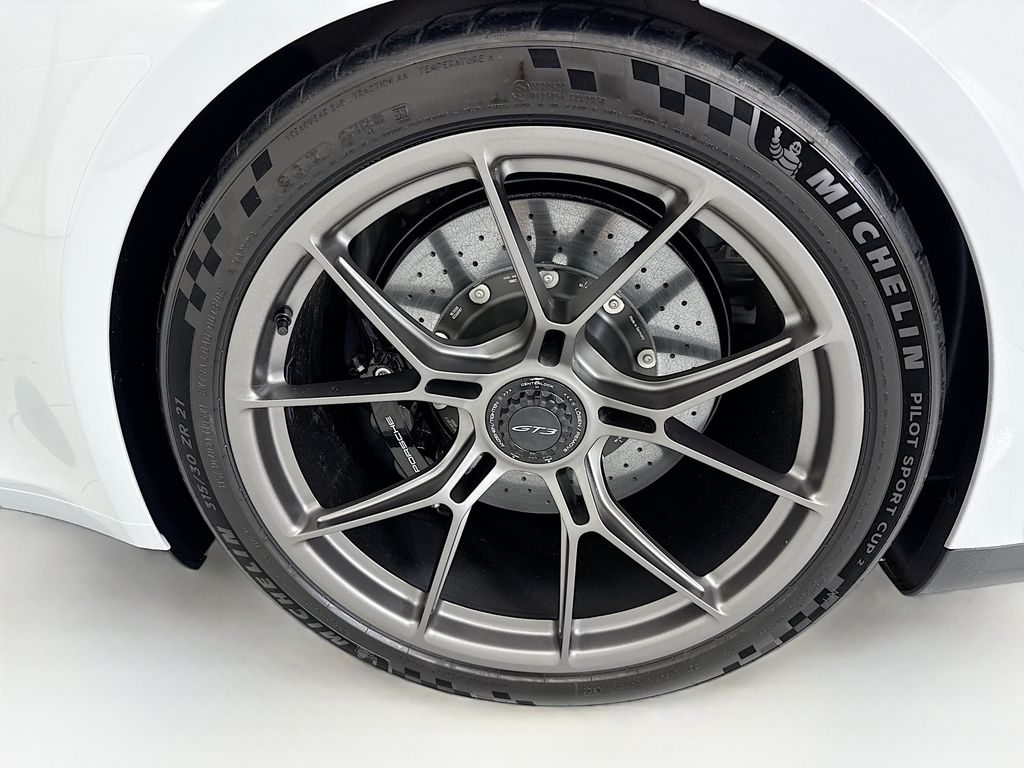 Thumbnail: 2026 Porsche 911 - 28