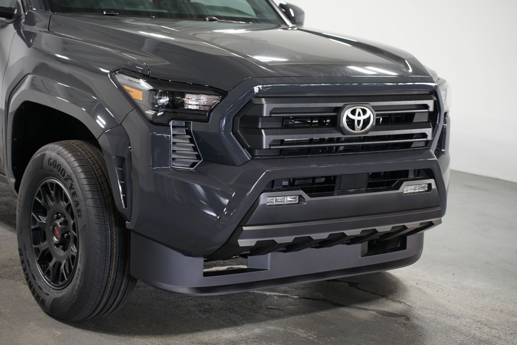 Thumbnail: 2025 Toyota Tacoma - 4