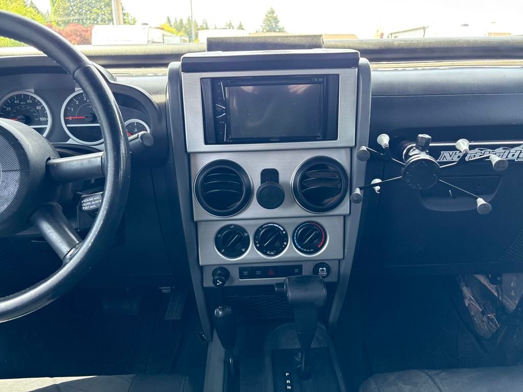 2008 Bright Silver Metallic Clearcoat Jeep Wrangler Unlimited Rubicon 4X4 SUV